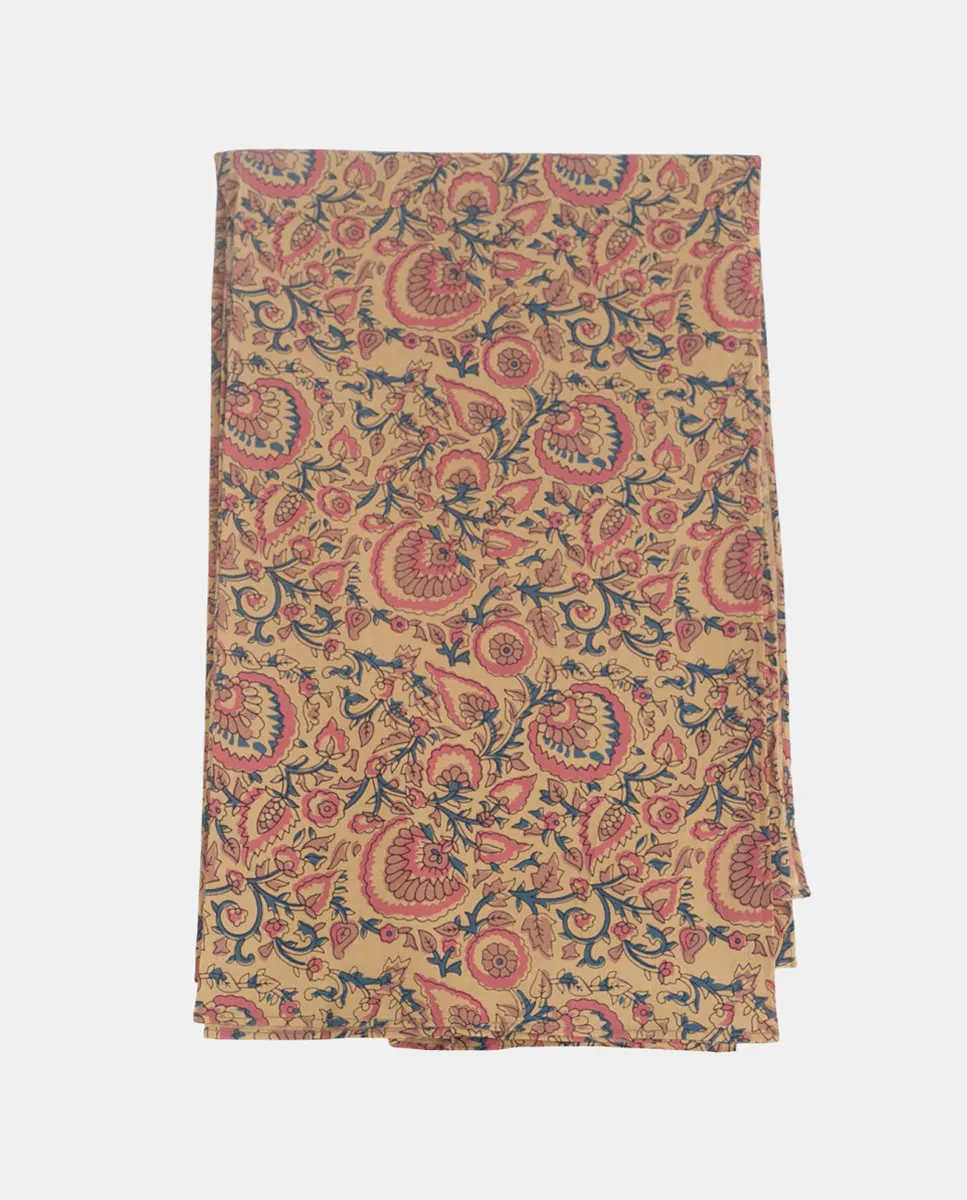 Парео из хлопка с цветочным принтом Kbas, бежевый
Парео из хлопка с цветочным принтом Kbas, бежевый