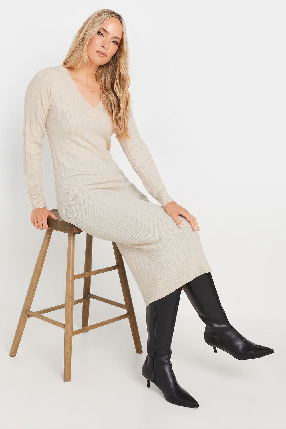 Платье премиум класса с V образным вырезом в рубчик Long Tall Sally, бежевый
Платье премиум класса с V образным вырезом в рубчик Long Tall Sally, бежевый