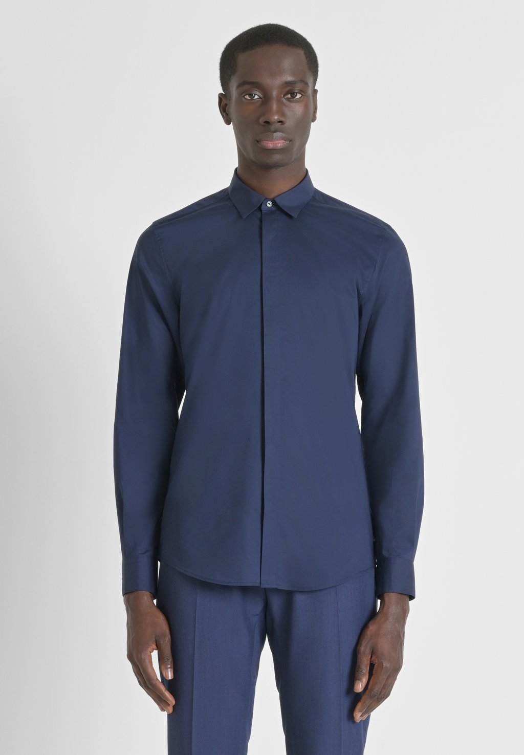 Официальная рубашка LONDON SLIM FIT Antony Morato, синий
Официальная рубашка LONDON SLIM FIT Antony Morato, синий