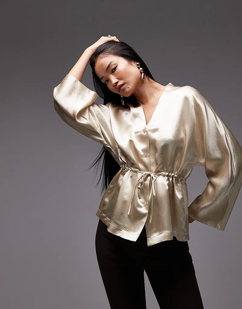 Блузка ARKET с приталенной талией, бежевого цвета
Блузка ARKET с приталенной талией, бежевого цвета