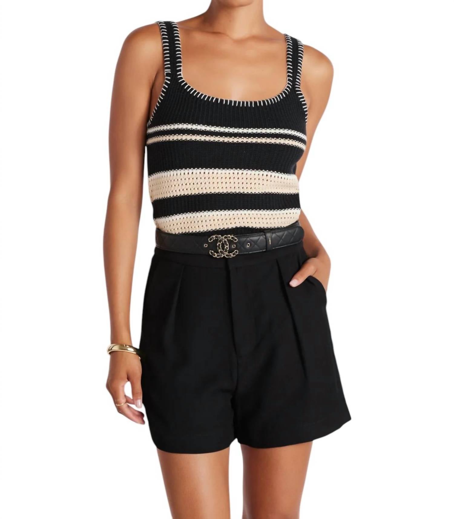 Майка Desert Bloom черного цвета bishop + young
Майка Desert Bloom черного цвета bishop + young