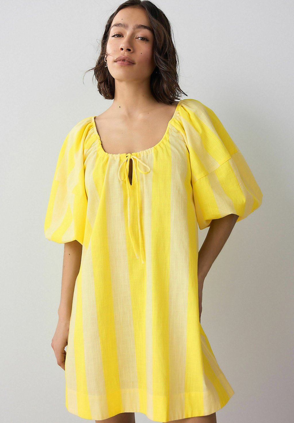 Повседневное платье Next, желтый
Повседневное платье Next, желтый