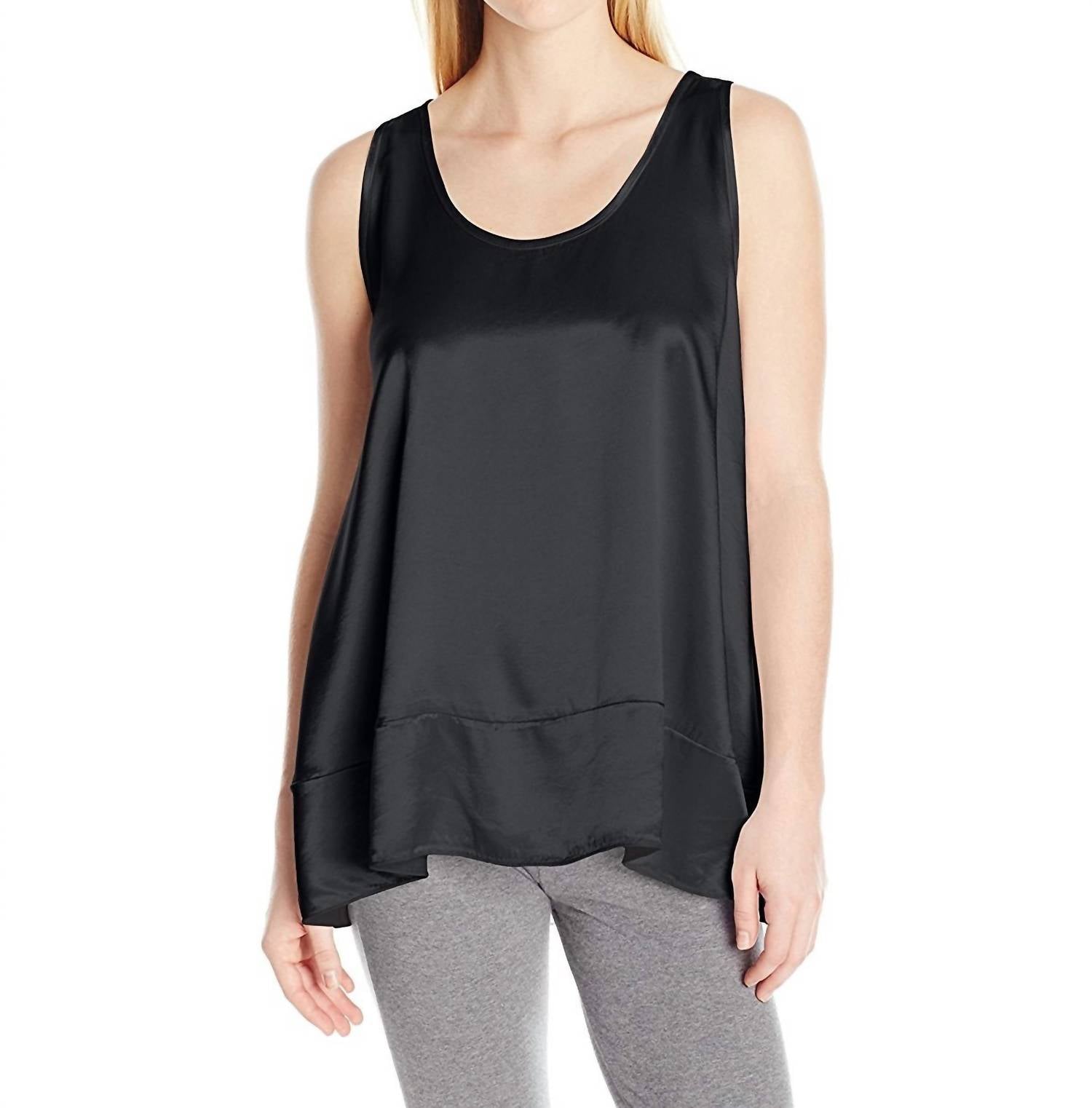 Сатиновая майка Natalie с оборкой черного цвета PJ Harlow
Сатиновая майка Natalie с оборкой черного цвета PJ Harlow