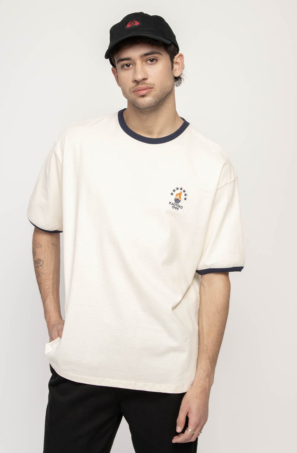 Футболка с принтом TORCH UNISEX Kaotiko, кремовый
Футболка с принтом TORCH UNISEX Kaotiko, кремовый