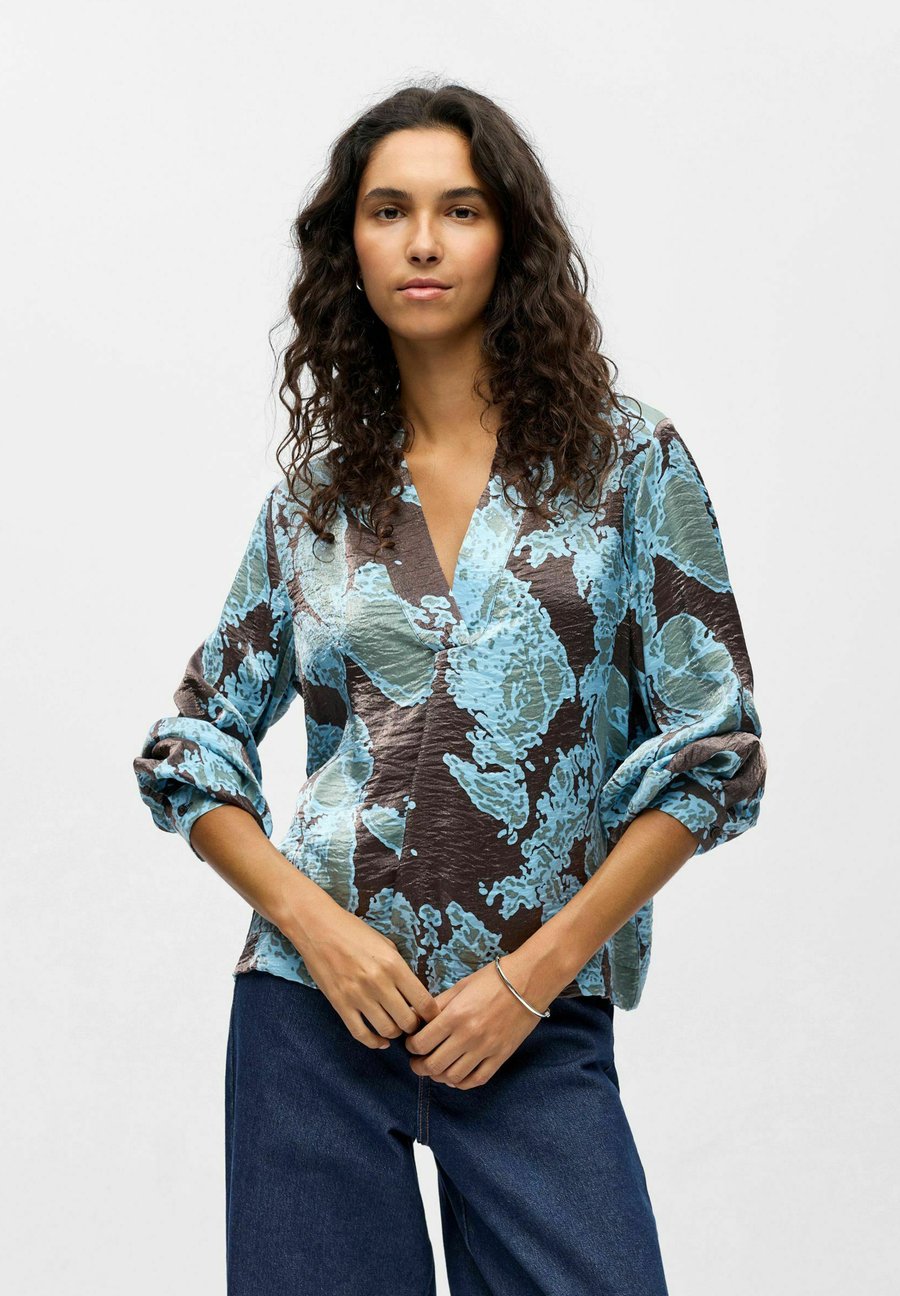 Блуза Object PRINT, Seal Brown/Light Blue
Блуза Object PRINT, Seal Brown/Light Blue