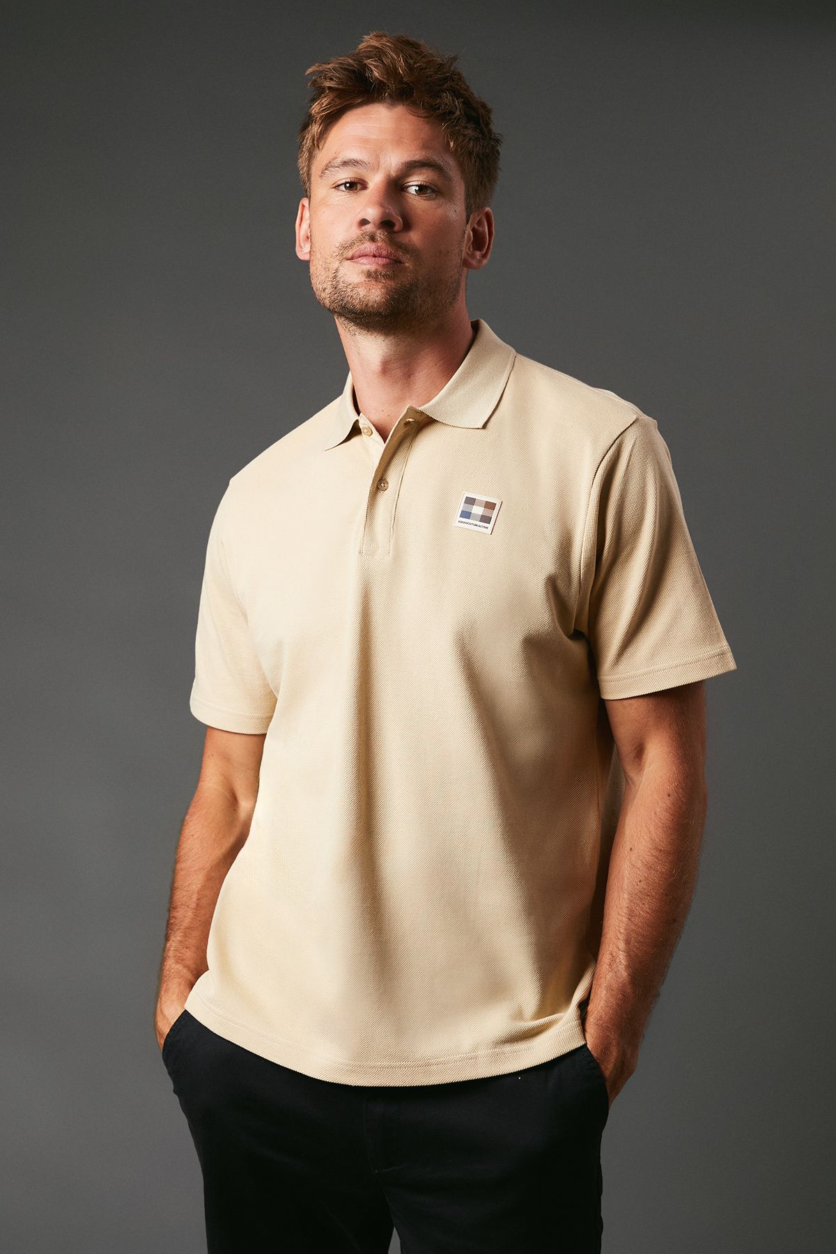 Футболка-поло Aquascutum Active Small с короткими рукавами, бежевый
Футболка-поло Aquascutum Active Small с короткими рукавами, бежевый