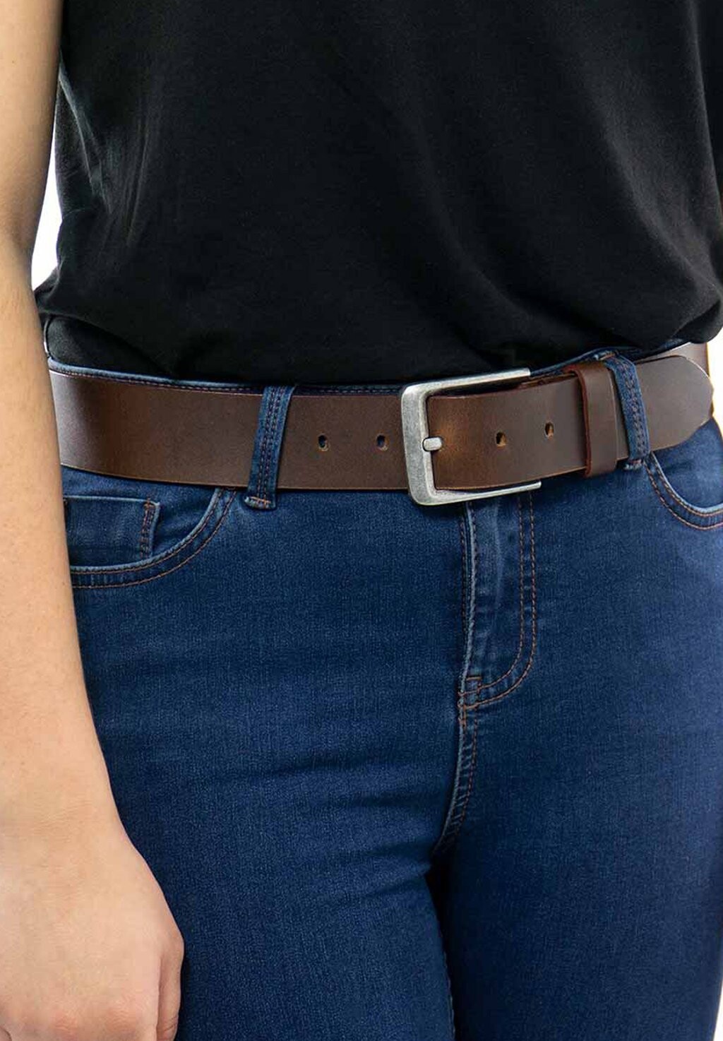 Ремень Gusti Leder, коричневый
Ремень Gusti Leder, коричневый