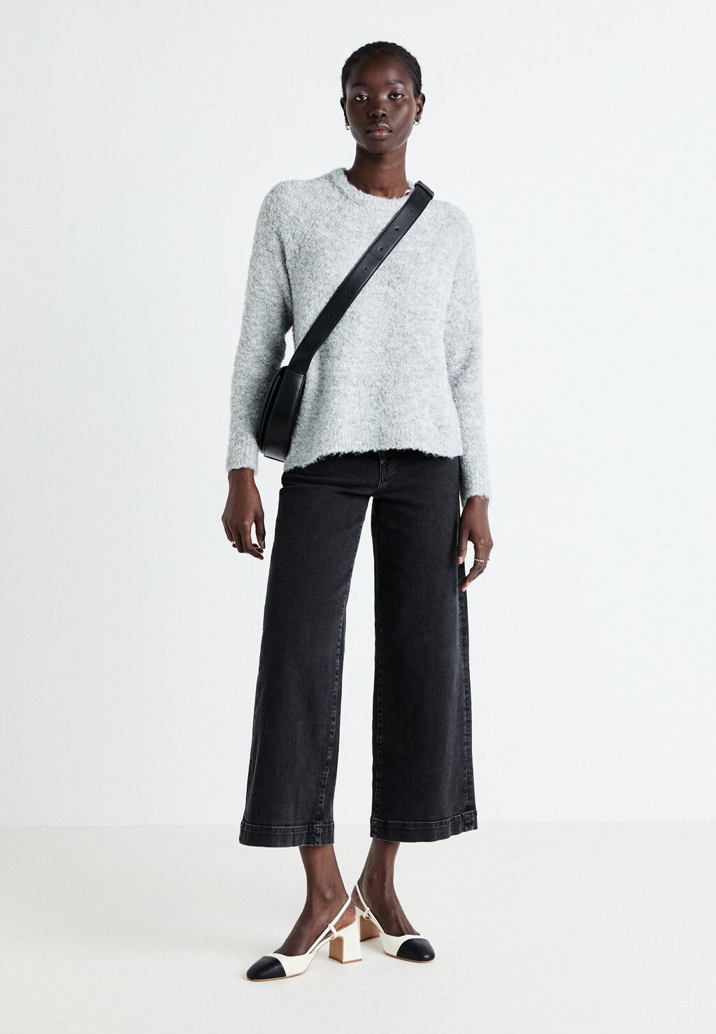 Джемпер ONLCIROLA O NECK ONLY, цвет Mottled Light Grey
Джемпер ONLCIROLA O NECK ONLY, цвет Mottled Light Grey