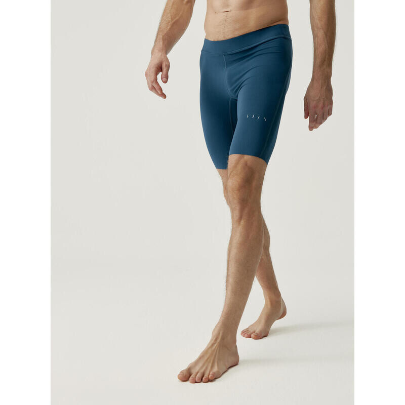 Мужские спортивные шорты из спортивной ткани BORN LIVING YOGA, цвет azul
Мужские спортивные шорты из спортивной ткани BORN LIVING YOGA, цвет azul