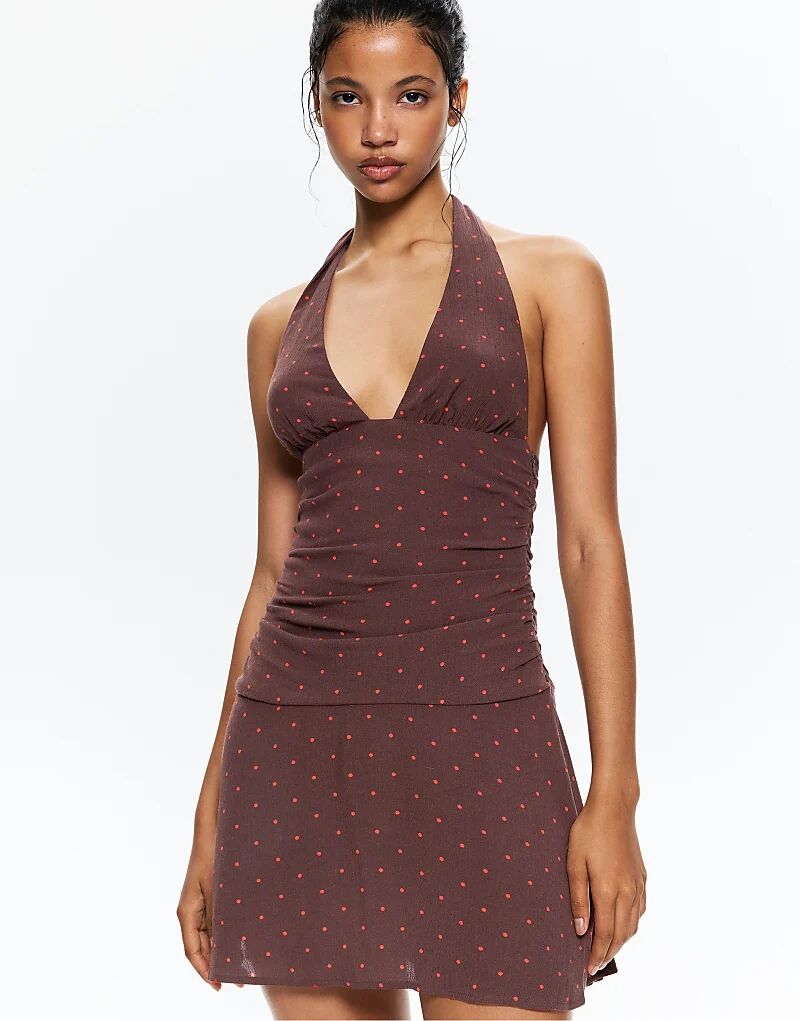 Мини-платье в горошек Pull&Bear шоколадного цвета
Мини-платье в горошек Pull&Bear шоколадного цвета