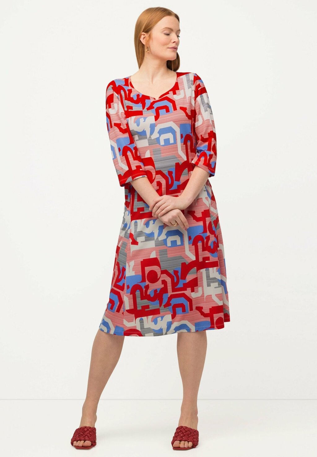 Дневное платье Ulla Popken, красный
Дневное платье Ulla Popken, красный