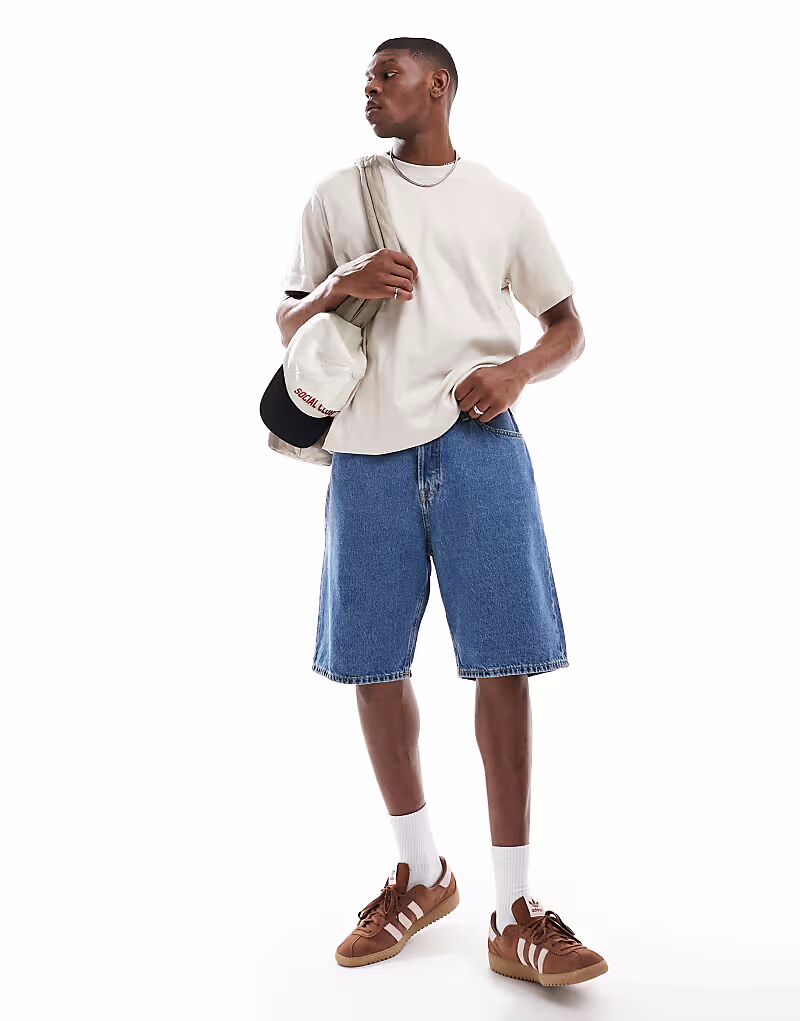 Мешковатые джинсовые шорты Jack & Jones Alex в средне-синем цвете
Мешковатые джинсовые шорты Jack & Jones Alex в средне-синем цвете