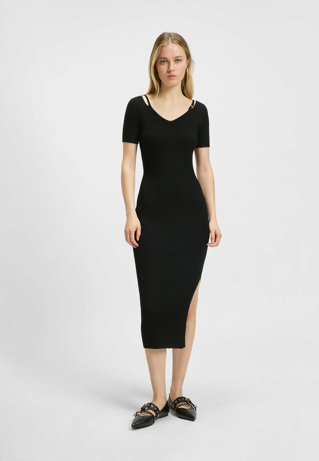 Платье-трансформер SHATY HUGO, черный
Платье-трансформер SHATY HUGO, черный