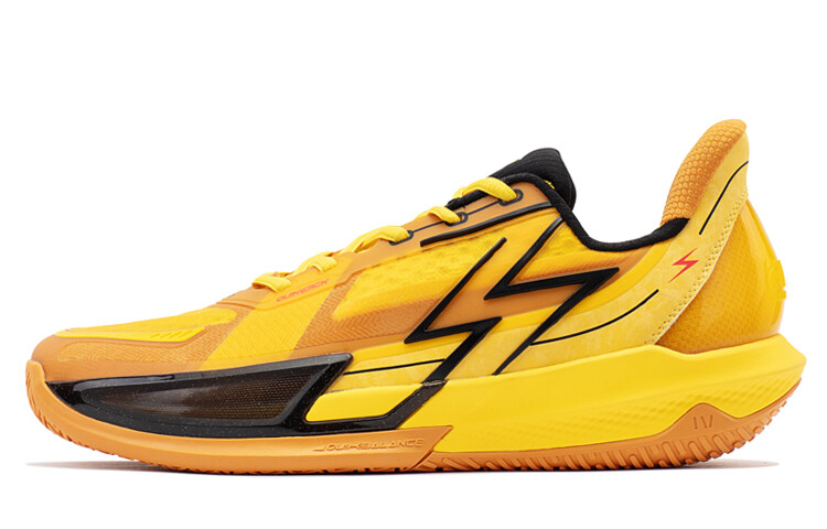 Баскетбольные кроссовки Big3 4.0 QUICK мужские с низким верхом
Баскетбольные кроссовки Big3 4.0 QUICK мужские с низким верхом