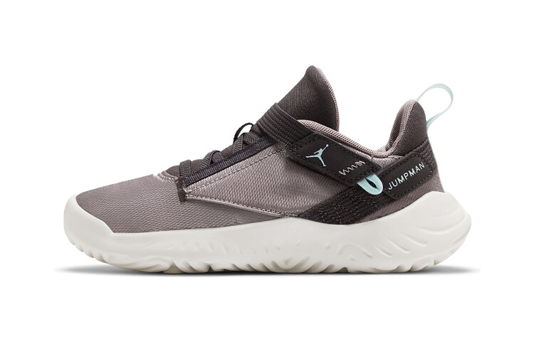 Детские баскетбольные кроссовки Jordan Proto 23 BP
Детские баскетбольные кроссовки Jordan Proto 23 BP