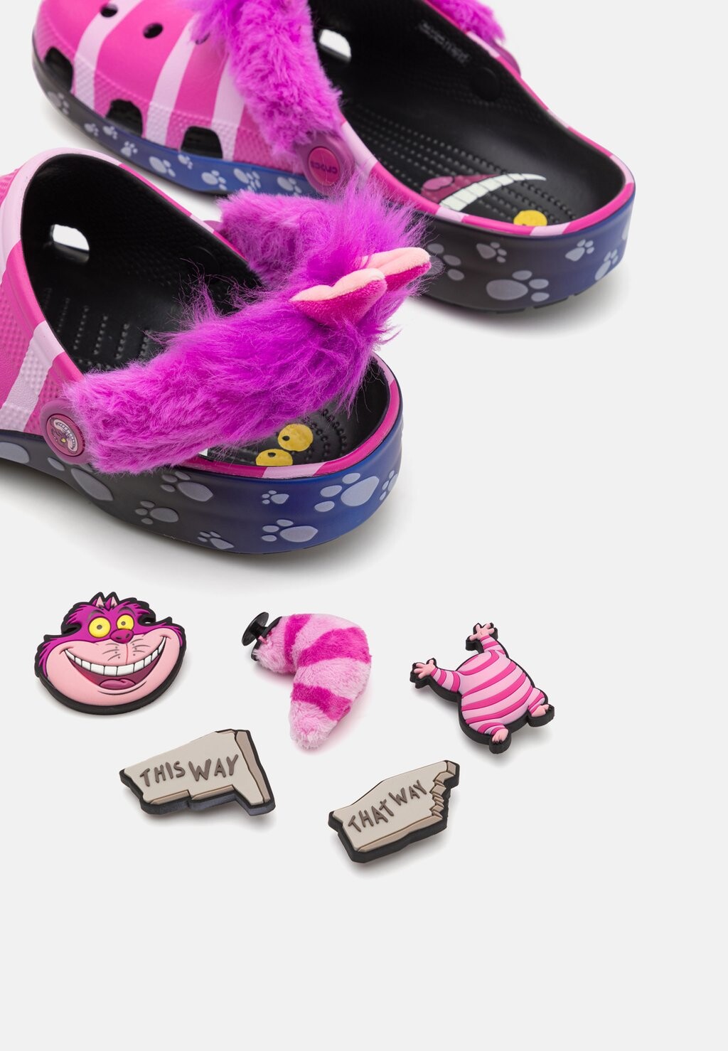 Мюли CHESHIRE CAT UNISEX Crocs, сиреневый 
Мюли CHESHIRE CAT UNISEX Crocs, сиреневый