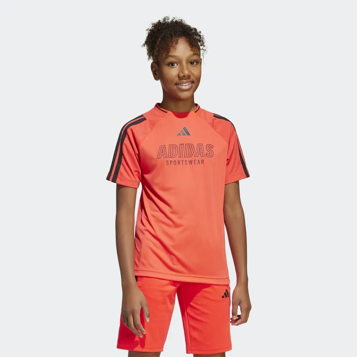 Детская футболка House of Tiro Adidas, красный
Детская футболка House of Tiro Adidas, красный