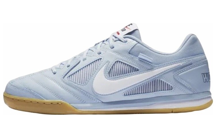 Футбольные кроссовки Nike унисекс
Футбольные кроссовки Nike унисекс