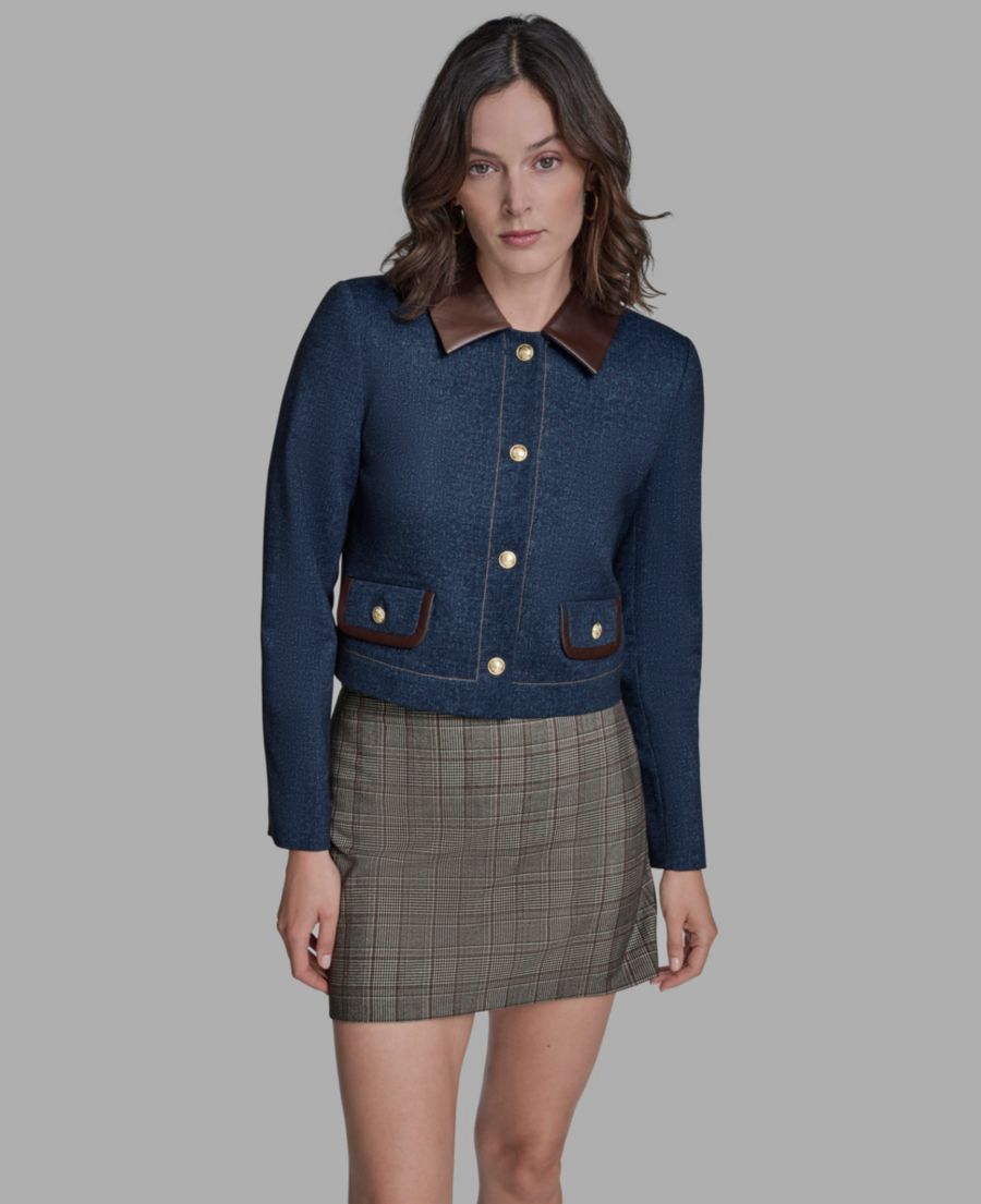 Женская джинсовая куртка с воротником и длинными рукавами BCBG, Timeless
Женская джинсовая куртка с воротником и длинными рукавами BCBG, Timeless