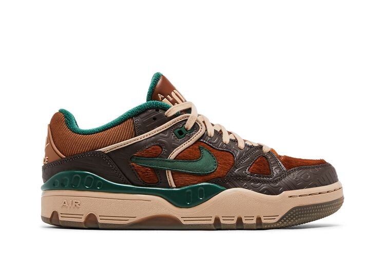 Кроссовки Nike Nigo x Air Force 3 Low Baroque Brown Fir, коричневый
Кроссовки Nike Nigo x Air Force 3 Low Baroque Brown Fir, коричневый