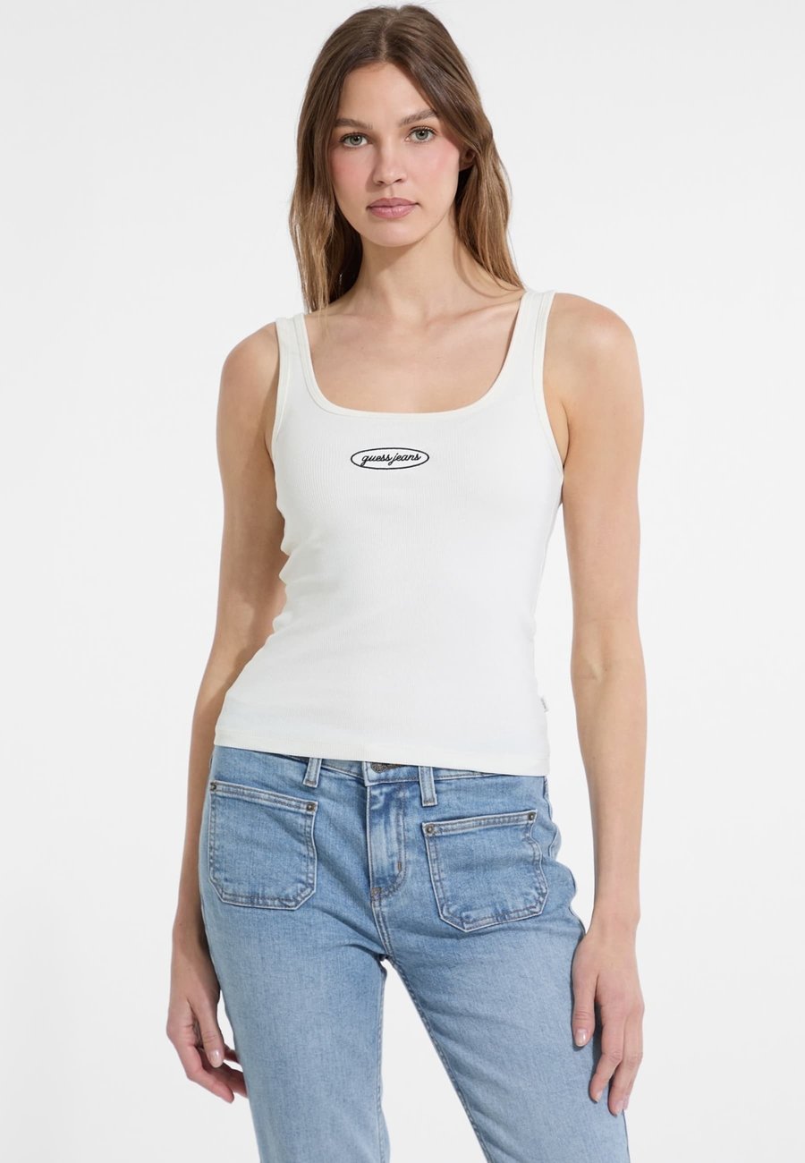 Топ Guess Jeans SLIM EMBRO, Creme/Beige
Топ Guess Jeans SLIM EMBRO, Creme/Beige