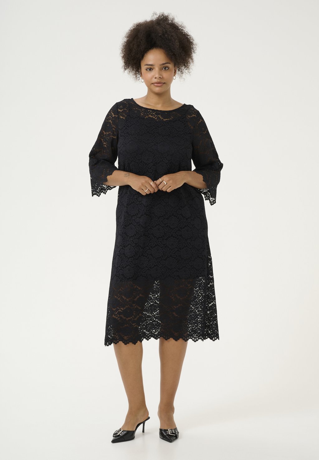 Повседневное платье Kaffe Curve, цвет Black Deep
Повседневное платье Kaffe Curve, цвет Black Deep