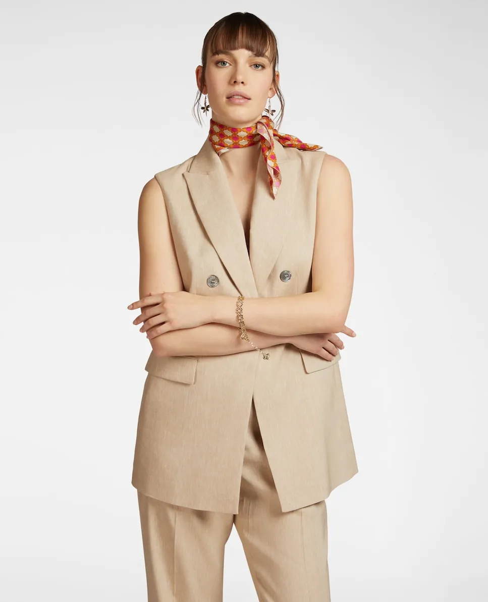 Женский пиджак без рукавов из льна Elena Miró, бежевый
Женский пиджак без рукавов из льна Elena Miró, бежевый