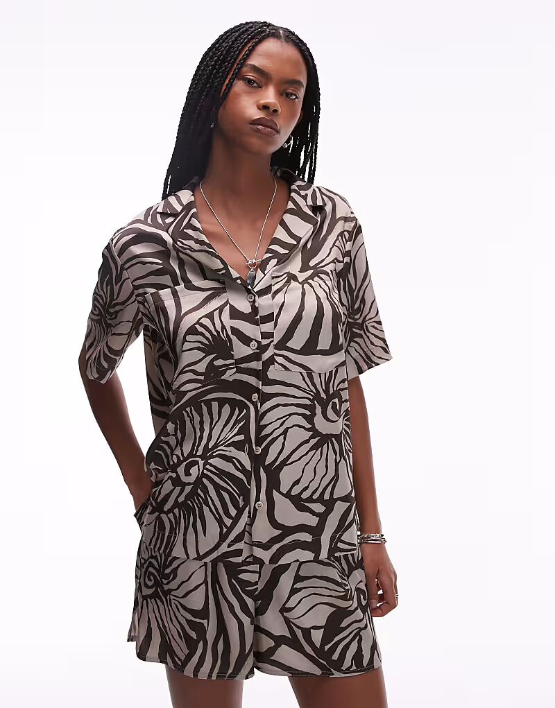 Рубашка coord из атласа с принтом ракушек коричневого цвета Topshop
Рубашка coord из атласа с принтом ракушек коричневого цвета Topshop