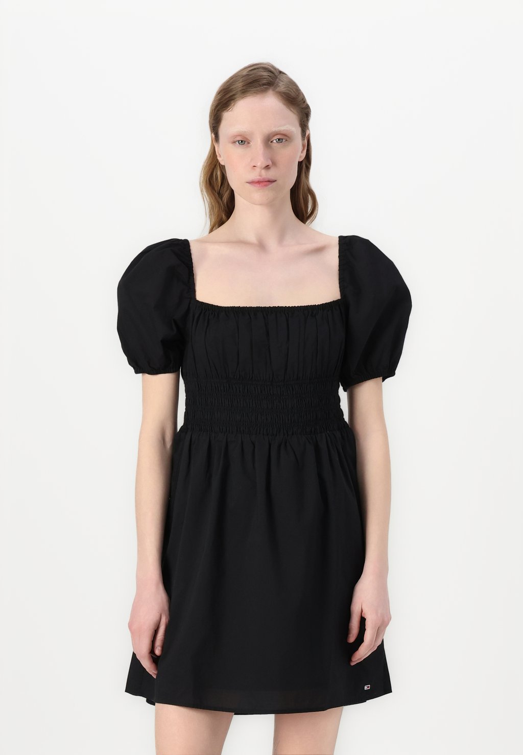 Коктейльное/вечернее платье VOILE MINI DRESS Tommy Jeans, черный 
Коктейльное/вечернее платье VOILE MINI DRESS Tommy Jeans, черный