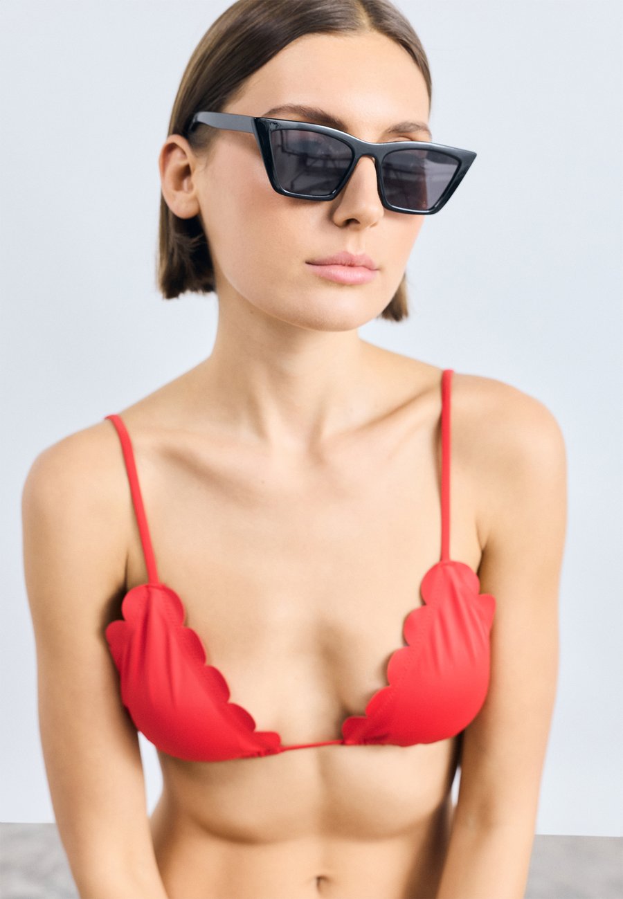 Топ бикини HUGO ORIGINAL TRIANGLE, Open Pink/Red
Топ бикини HUGO ORIGINAL TRIANGLE, Open Pink/Red