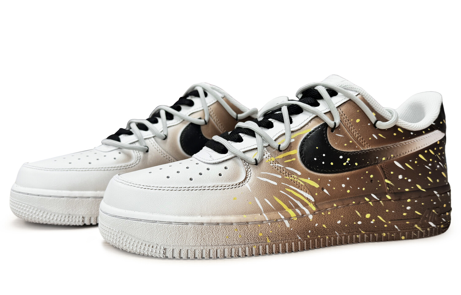 Мужские кроссовки для скейтбординга Nike Air Force 1, Rust red and white
Мужские кроссовки для скейтбординга Nike Air Force 1, Rust red and white