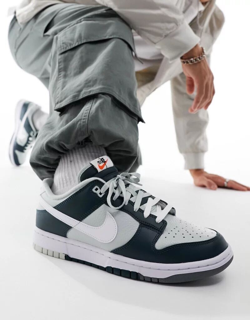 Серые и темно-зеленые кроссовки Nike Dunk Low Retro, Зеленый, Серые и темно-зеленые кроссовки Nike Dunk Low Retro
Серые и темно-зеленые кроссовки Nike Dunk Low Retro, Зеленый, Серые и темно-зеленые кроссовки Nike Dunk Low Retro