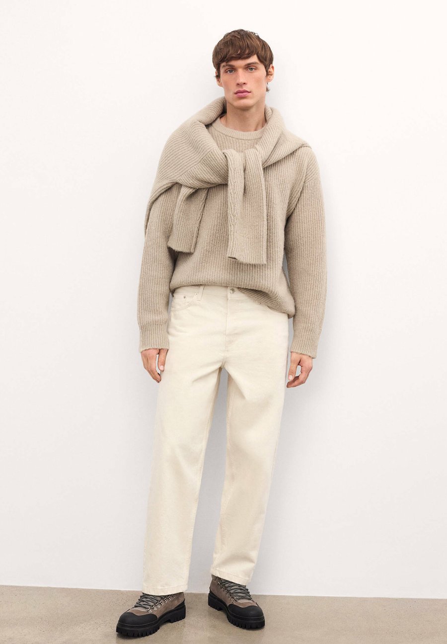 Ботинки Kazar RAFALLO, Khaki
Ботинки Kazar RAFALLO, Khaki