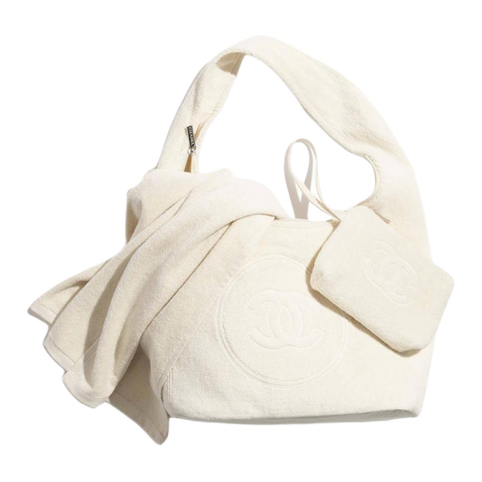 CHANEL Сумка пляжная Coco Cotton, женская белая, через плечо
CHANEL Сумка пляжная Coco Cotton, женская белая, через плечо