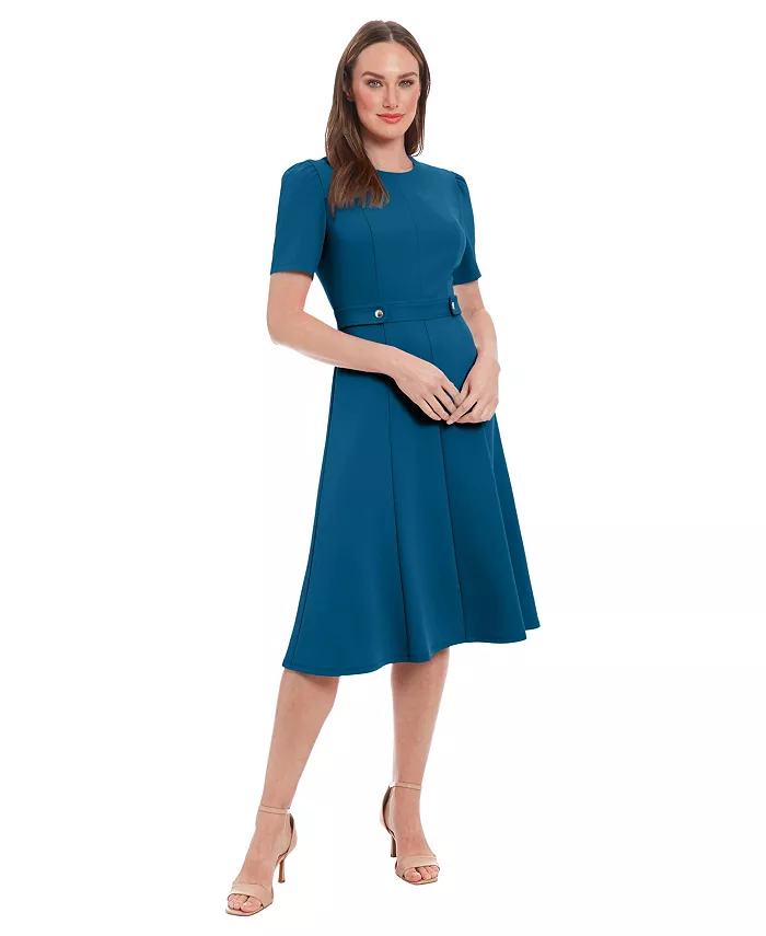 Платье миди из крепа с коротким рукавом и расклешенным силуэтом, для миниатюрных размеров London Times, синий
Платье миди из крепа с коротким рукавом и расклешенным силуэтом, для миниатюрных размеров London Times, синий