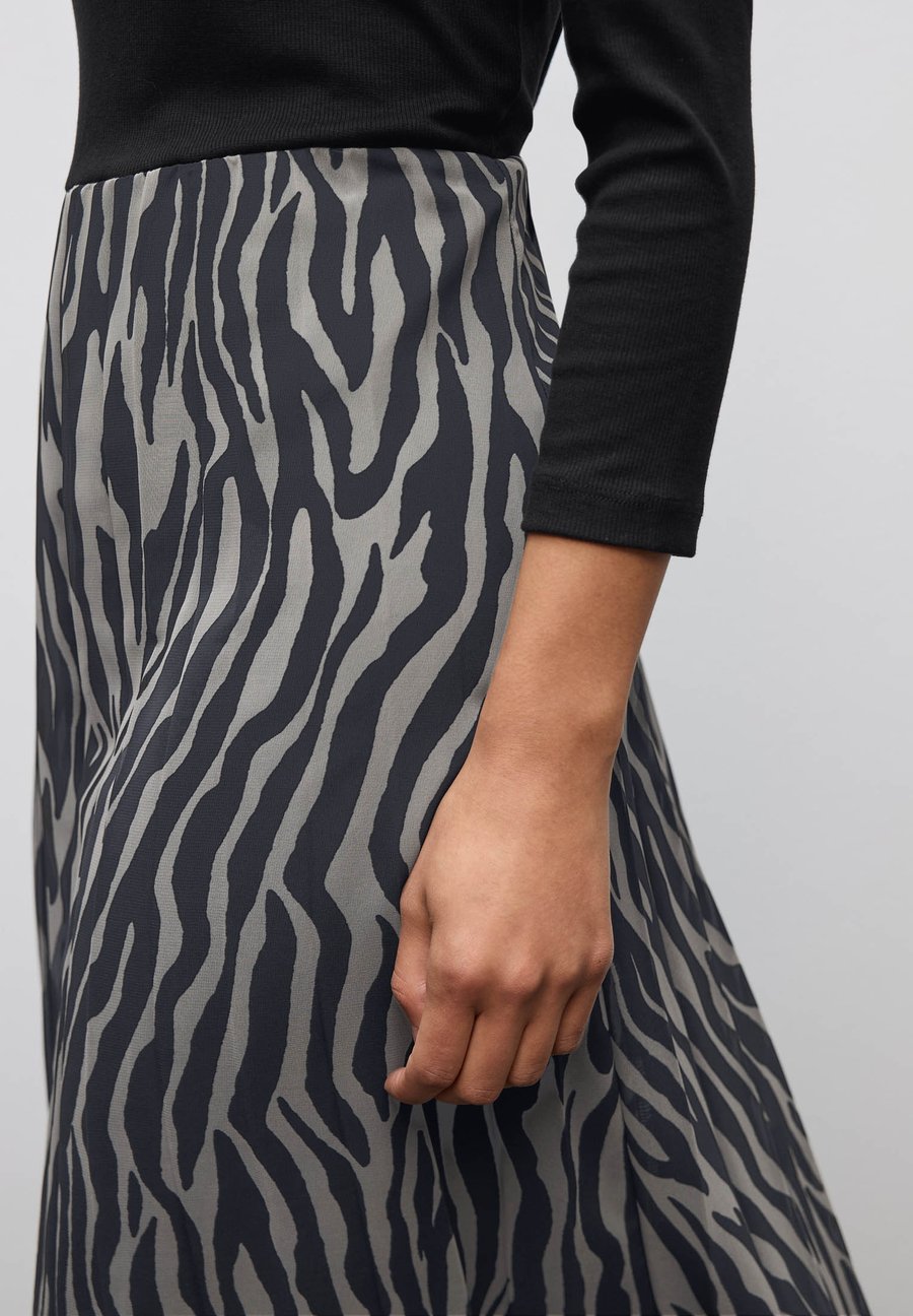 Платье Street One PLISSÉE, Schwarz/Black
Платье Street One PLISSÉE, Schwarz/Black