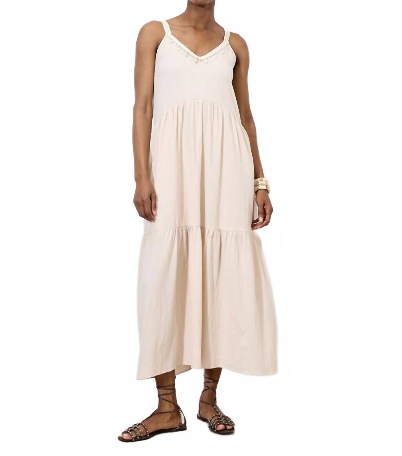 Каменное многослойное миди-платье с бусинами APRICOT
Каменное многослойное миди-платье с бусинами APRICOT