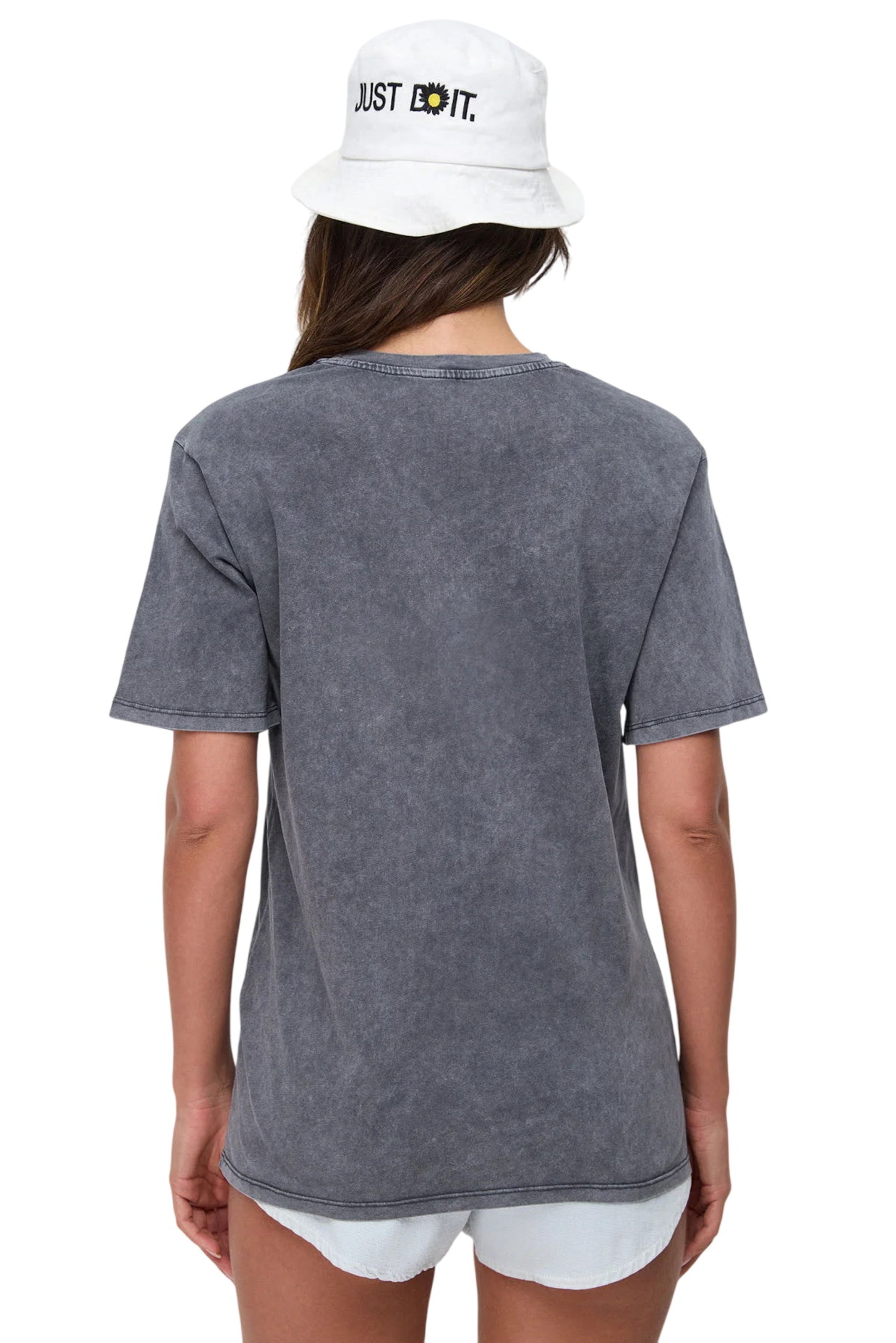 No Matter What Футболка в сером цвете
No Matter What Футболка в сером цвете