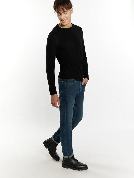 Пуловер Mo, черный
Пуловер Mo, черный