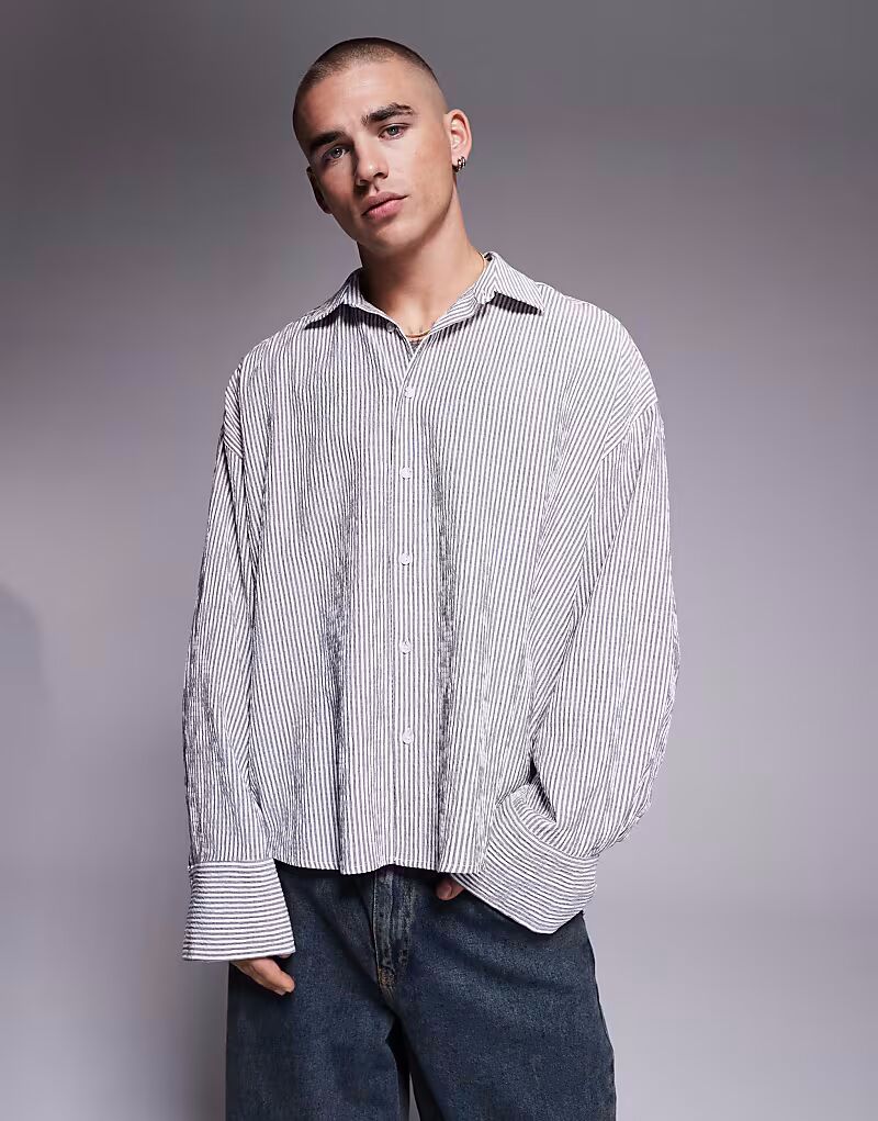 Рубашка свободного кроя ASOS DESIGN из ткани сирсакер белого и черного цвета в полоску 
Рубашка свободного кроя ASOS DESIGN из ткани сирсакер белого и черного цвета в полоску