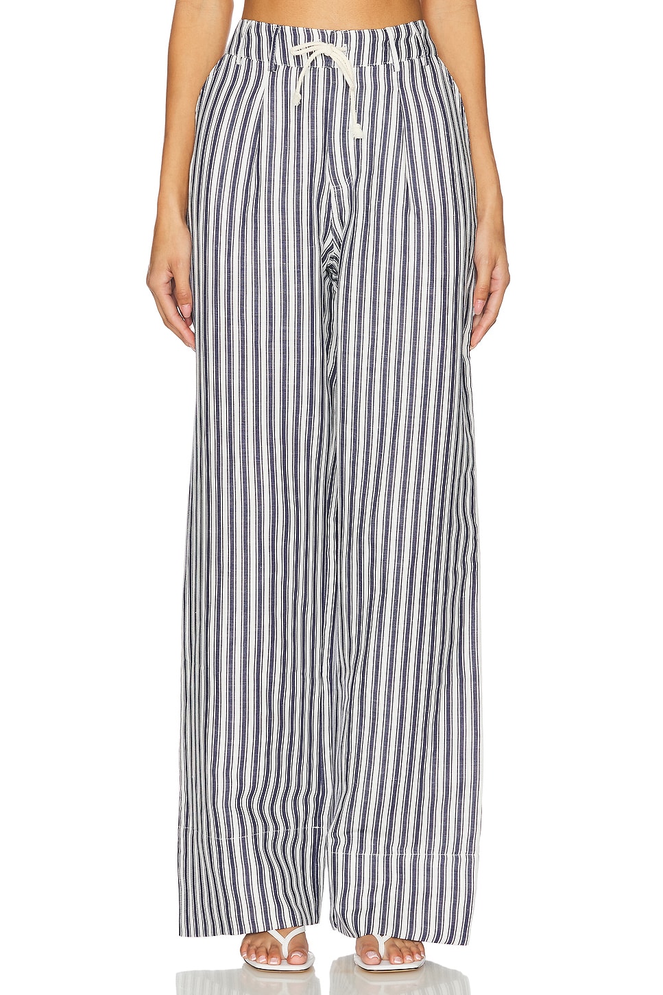 Брюки сюзетт Alohas, синий
Брюки сюзетт Alohas, синий