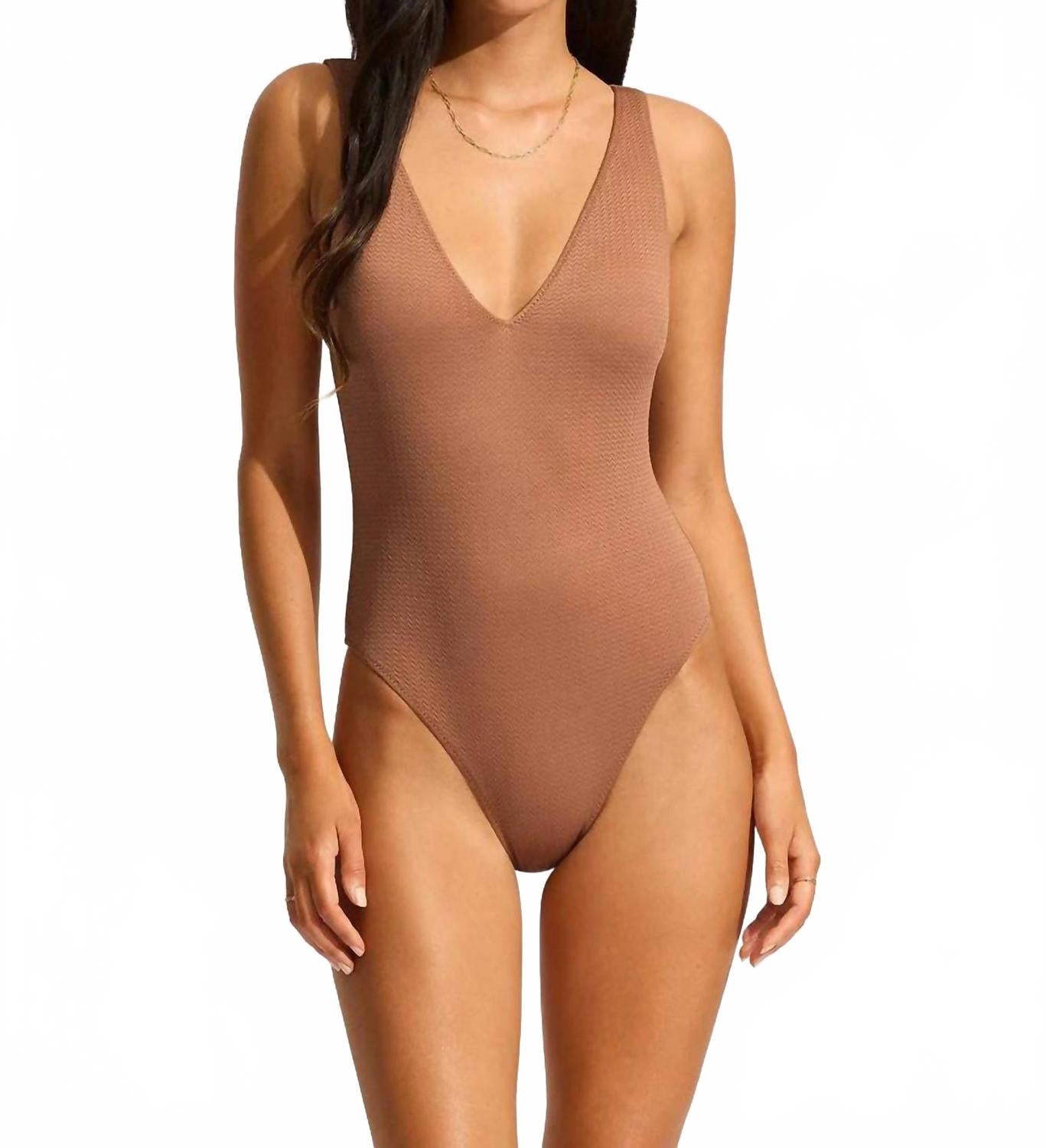 Слитный купальник Sea Dive с глубоким V-образным вырезом, бронзовый цвет Seafolly, Bronze
Слитный купальник Sea Dive с глубоким V-образным вырезом, бронзовый цвет Seafolly, Bronze