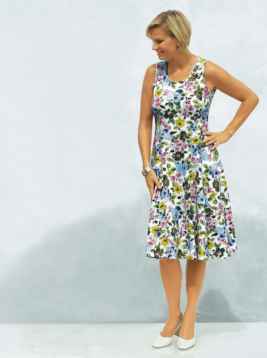 Классическое трикотажное платье "Джерси платье" Classic, цвет Bunt 
Классическое трикотажное платье "Джерси платье" Classic, цвет Bunt