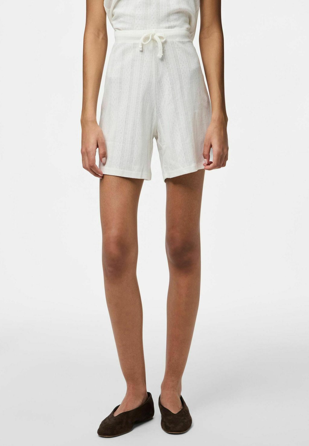 Шорты PCMARIE HW POINTELLE Pieces, кремовый
Шорты PCMARIE HW POINTELLE Pieces, кремовый