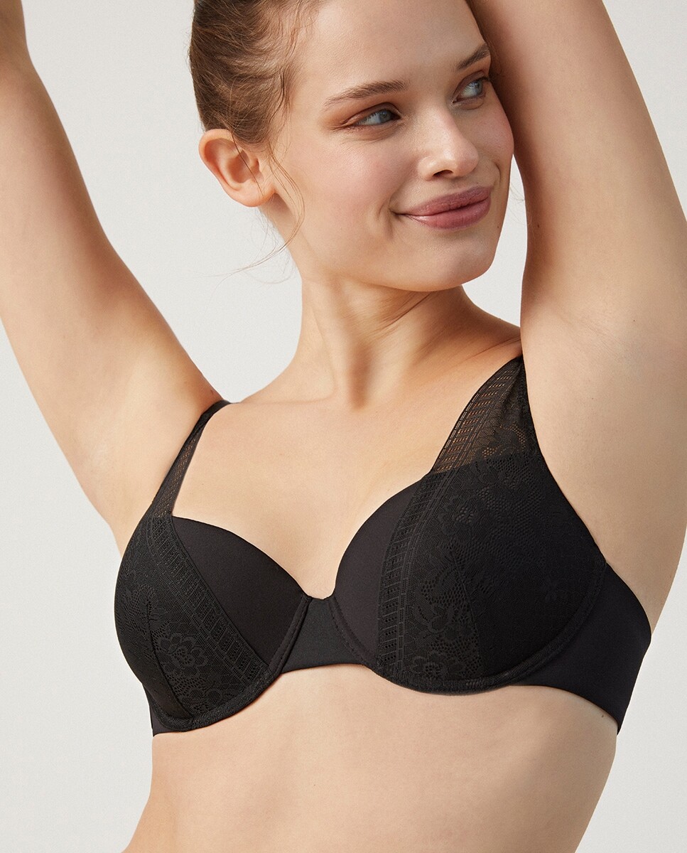 Бюстгальтер на косточках с кружевной накладкой Ysabel Mora, черный
Бюстгальтер на косточках с кружевной накладкой Ysabel Mora, черный