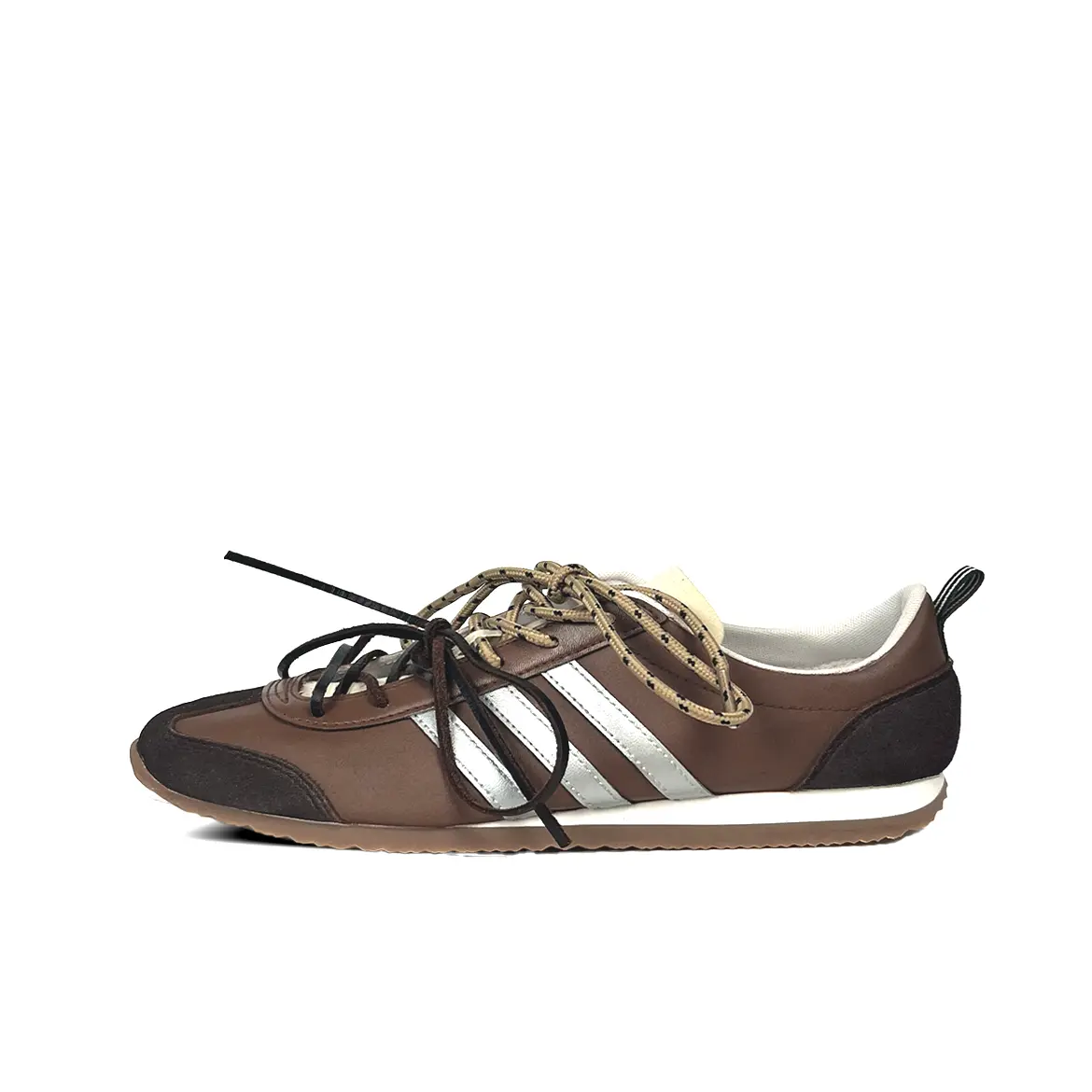 Кроссовки adidas neo VS JOG 2.0 Lifestyle Shoes Unisex Low-top Brown/silver, коричневый
Кроссовки adidas neo VS JOG 2.0 Lifestyle Shoes Unisex Low-top Brown/silver, коричневый