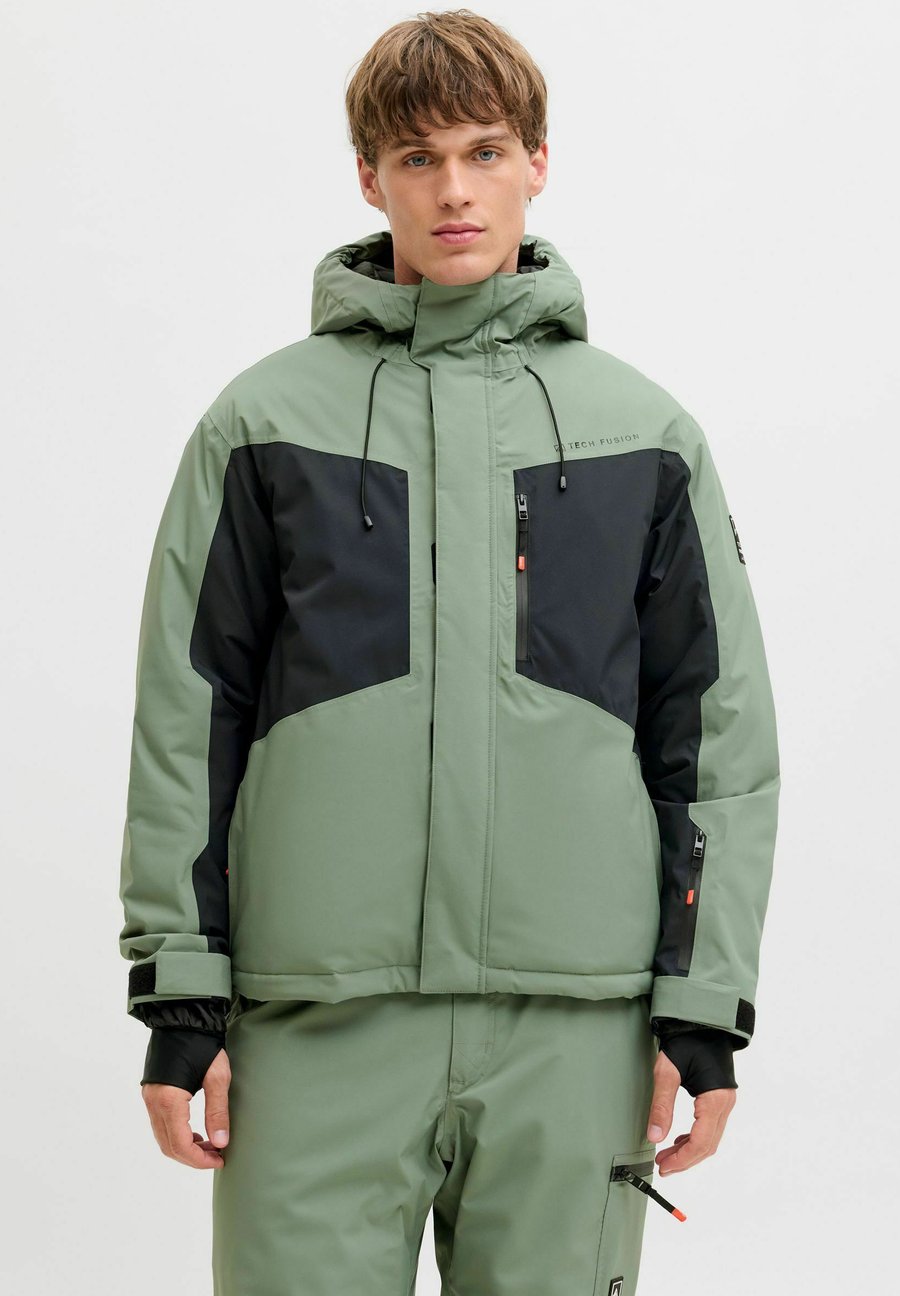 Куртка Jack & Jones Winter jacket, Laurel Wreath/Mottled Green
Куртка Jack & Jones Winter jacket, Laurel Wreath/Mottled Green