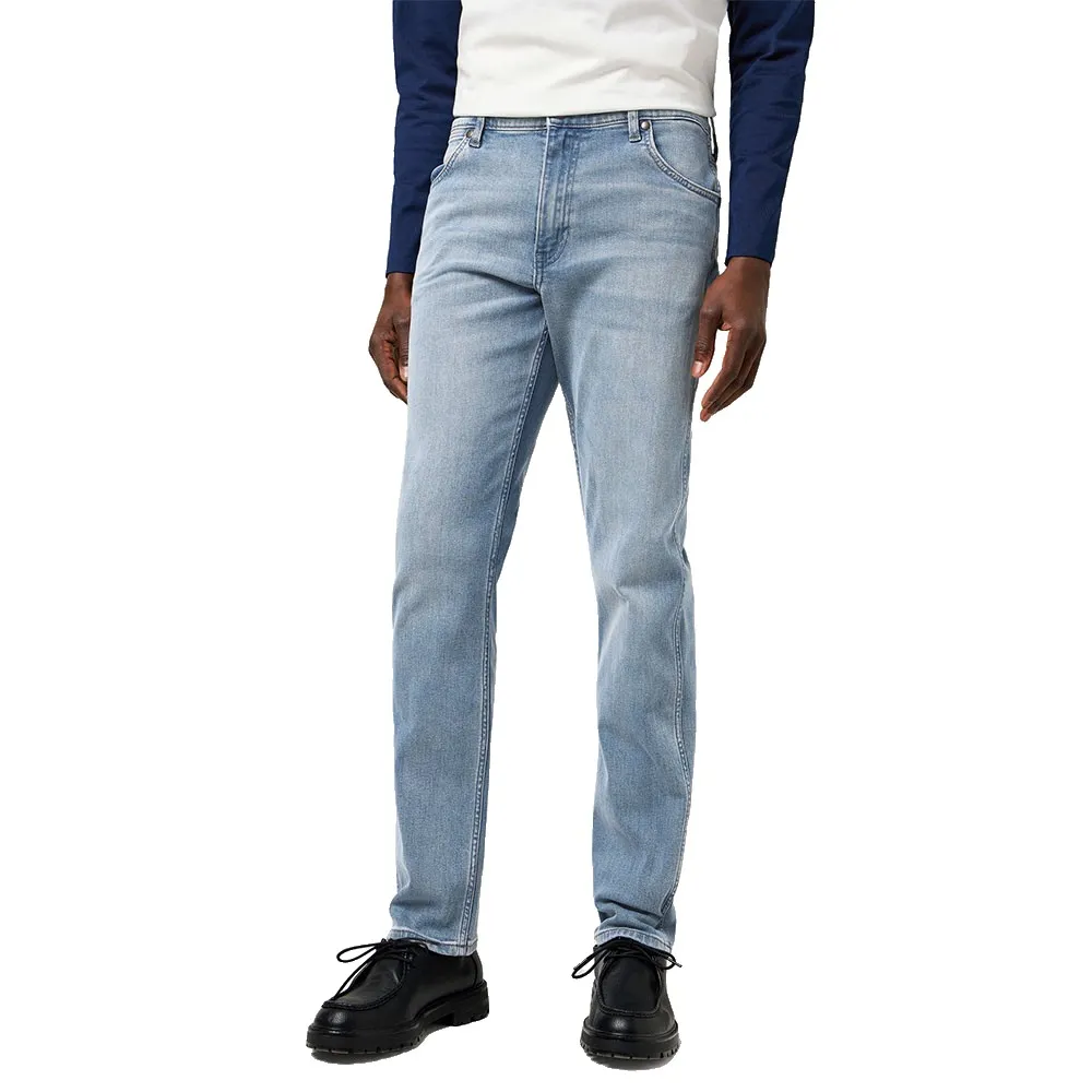 Джинсы Wrangler Greensboro Regular Fit, синий
Джинсы Wrangler Greensboro Regular Fit, синий