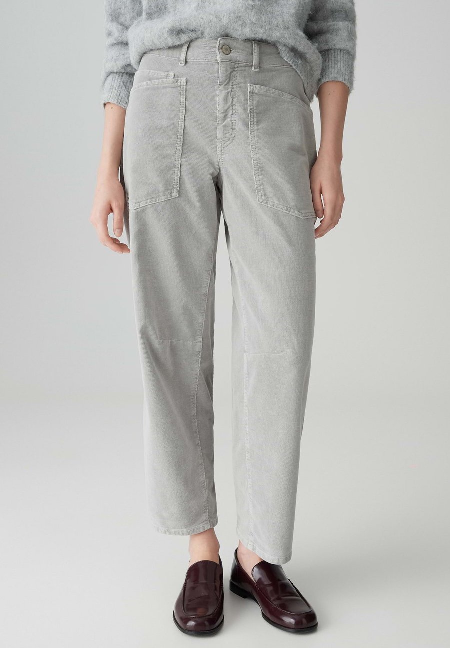 Брюки OPUS PANTS MID RISE BARREL FIT, Hazy Fog Melange/Grey
Брюки OPUS PANTS MID RISE BARREL FIT, Hazy Fog Melange/Grey