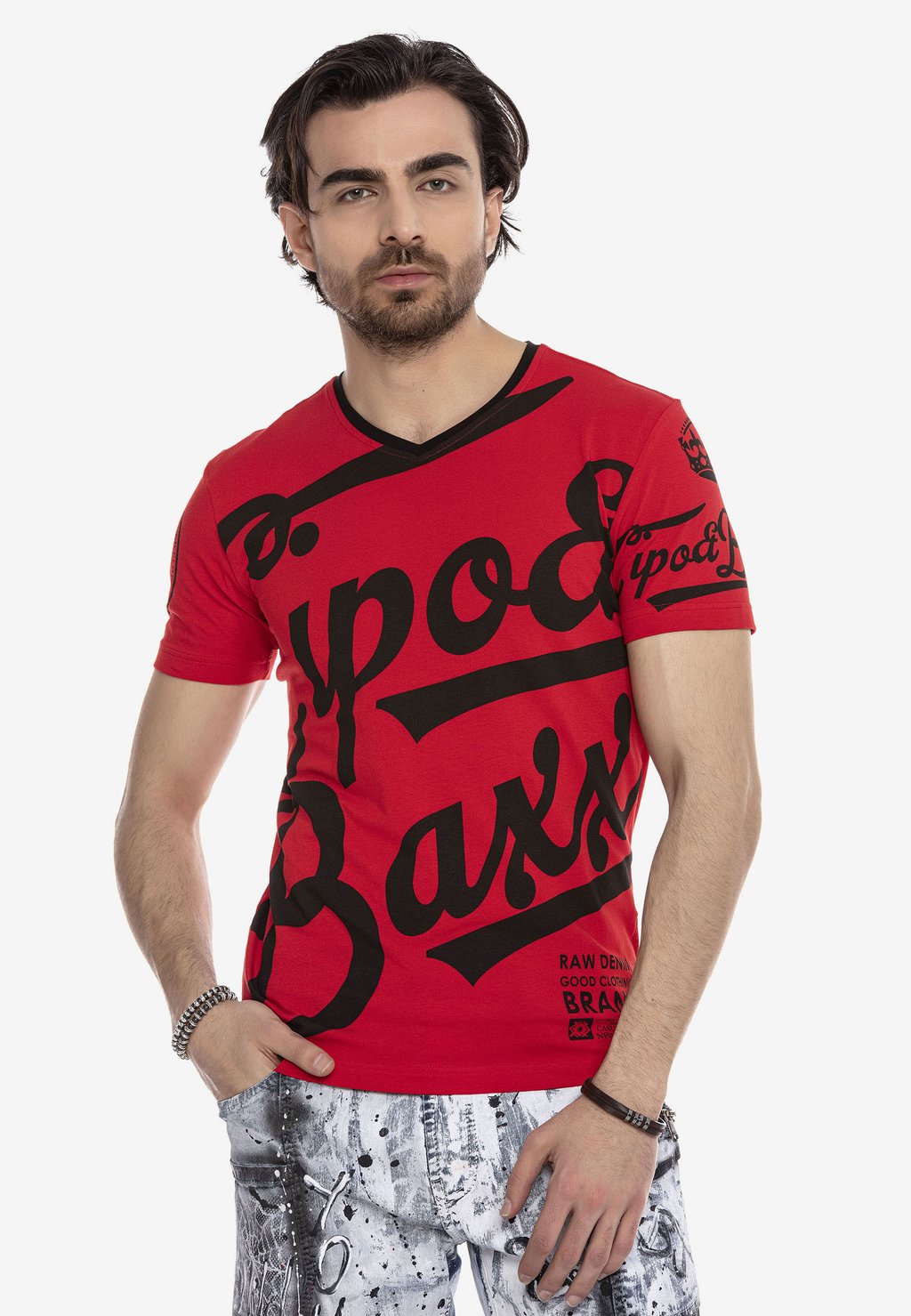 Футболка с принтом Cipo & Baxx, красный
Футболка с принтом Cipo & Baxx, красный